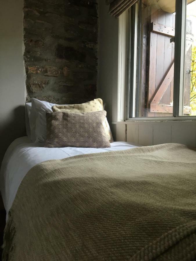 Fenny Castle Vineyard Cottage Wookey Eksteriør billede